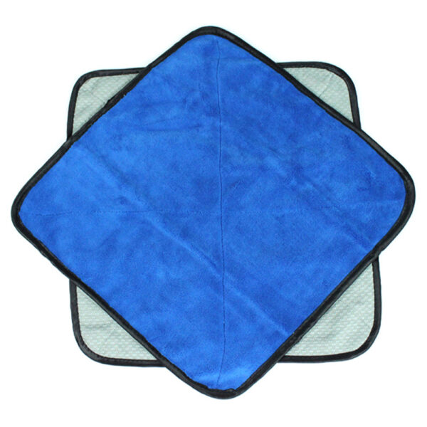CWP 009 The CARCATICZ Double sided Microfiber Car Polishing Cloths 2 1